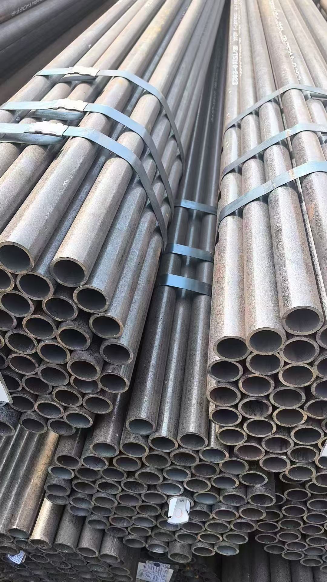 低溫再熱器管 Φ57×4.5mm,材質(zhì)：12Cr1MoVG。含材質(zhì)證明、出廠合格證，水壓試驗、通球報告等資料